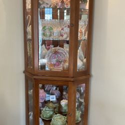 Corner Curio Cabinet