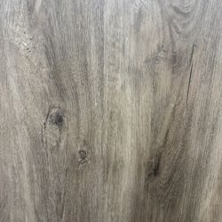   Piso Y Mouldura En Especial 
