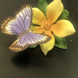 1985 Ceramic Butterfly Display Decoration Figurine 