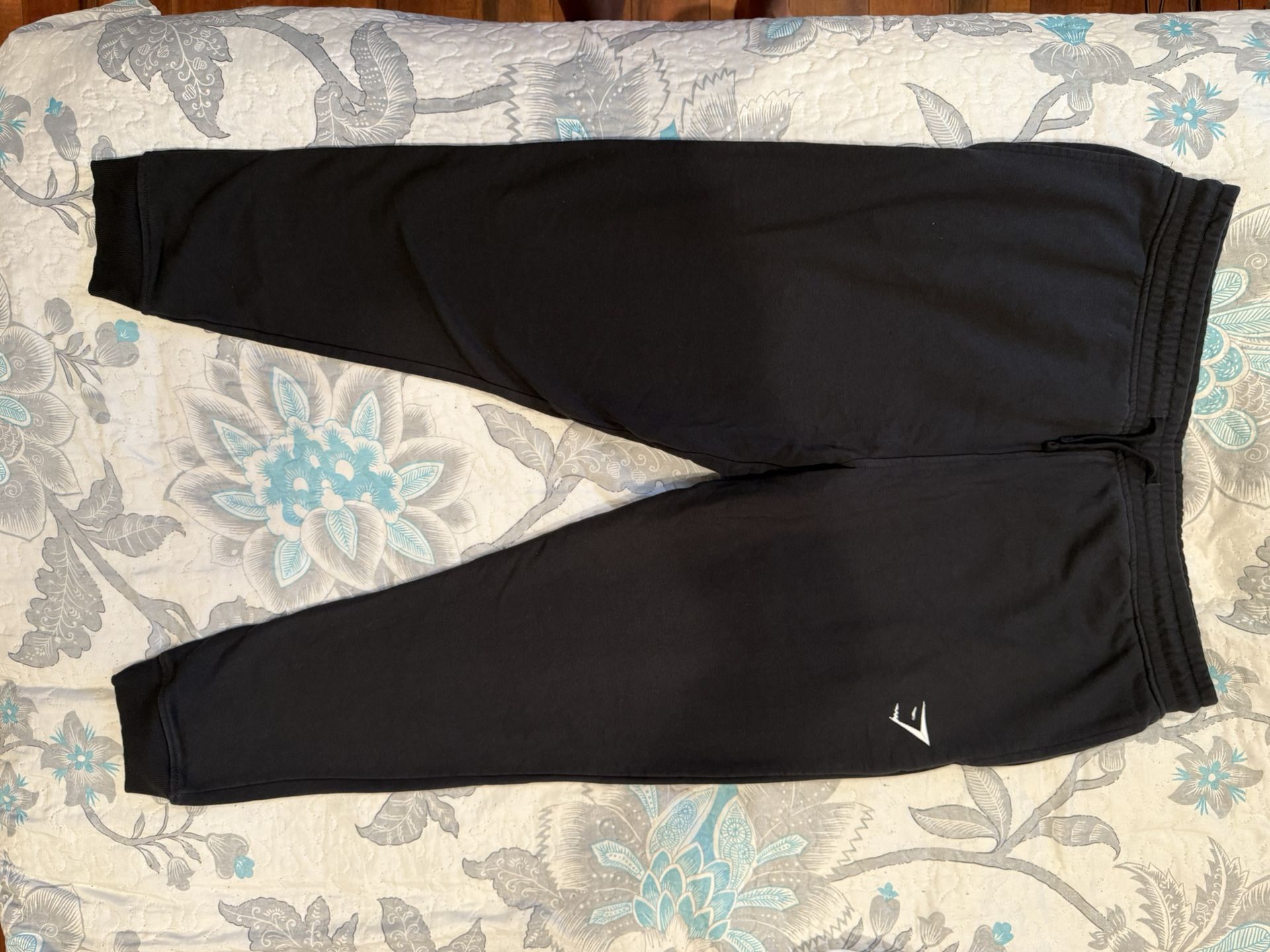 GYMSHARK JOGGERS LIKE NEW