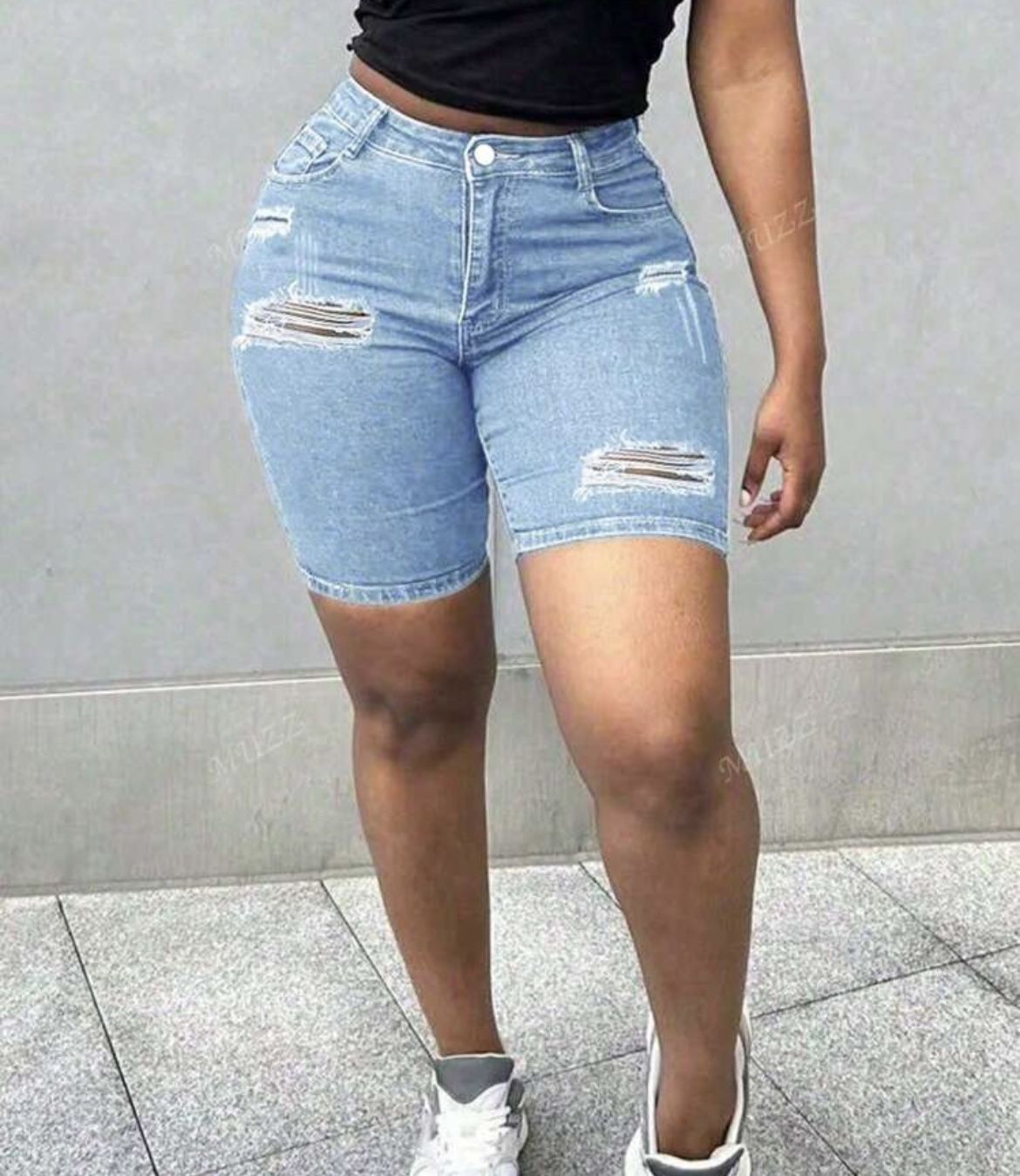 Curve Friendly Stretchy Shorts- Never Worn- Size Large