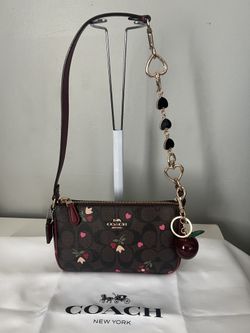 Coach Nolita 19 With Heart print