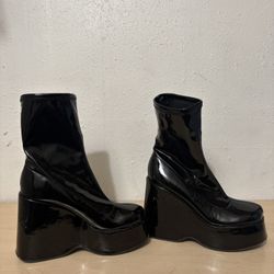 Women’s Boots 