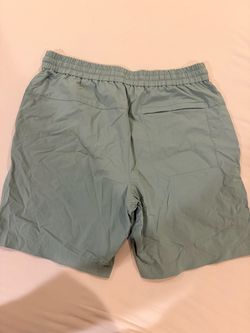 Lululemon men’s casual shorts large