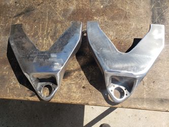 1 1/4" Extended, Reinforced And Molded Cadillac Upper Control Arms