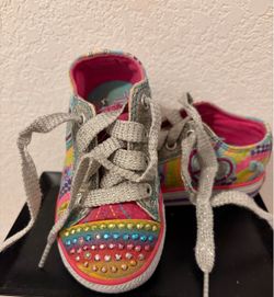 Size 7 kids twinkle shoes