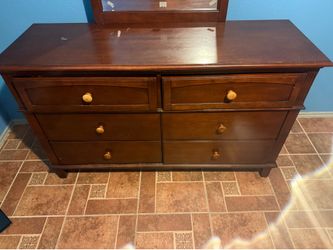 Dresser/Vanity (Moving Sale)