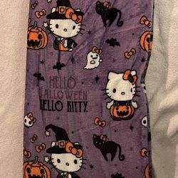 Hello Kitty Halloween Blanket 50” X 70” (127 CM X 178 CM)