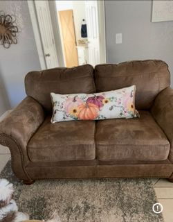 Love seat