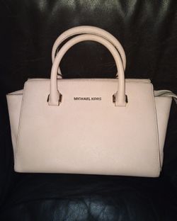 Michael Kors Pink Handbag