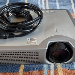 Hitachi Projector 