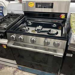 30 in., 6.3 cu. ft. Smart ProBake Convection 5-Burner Gas Single Oven Range w/ Air Fry
