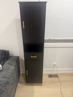 Bathroom cabinet