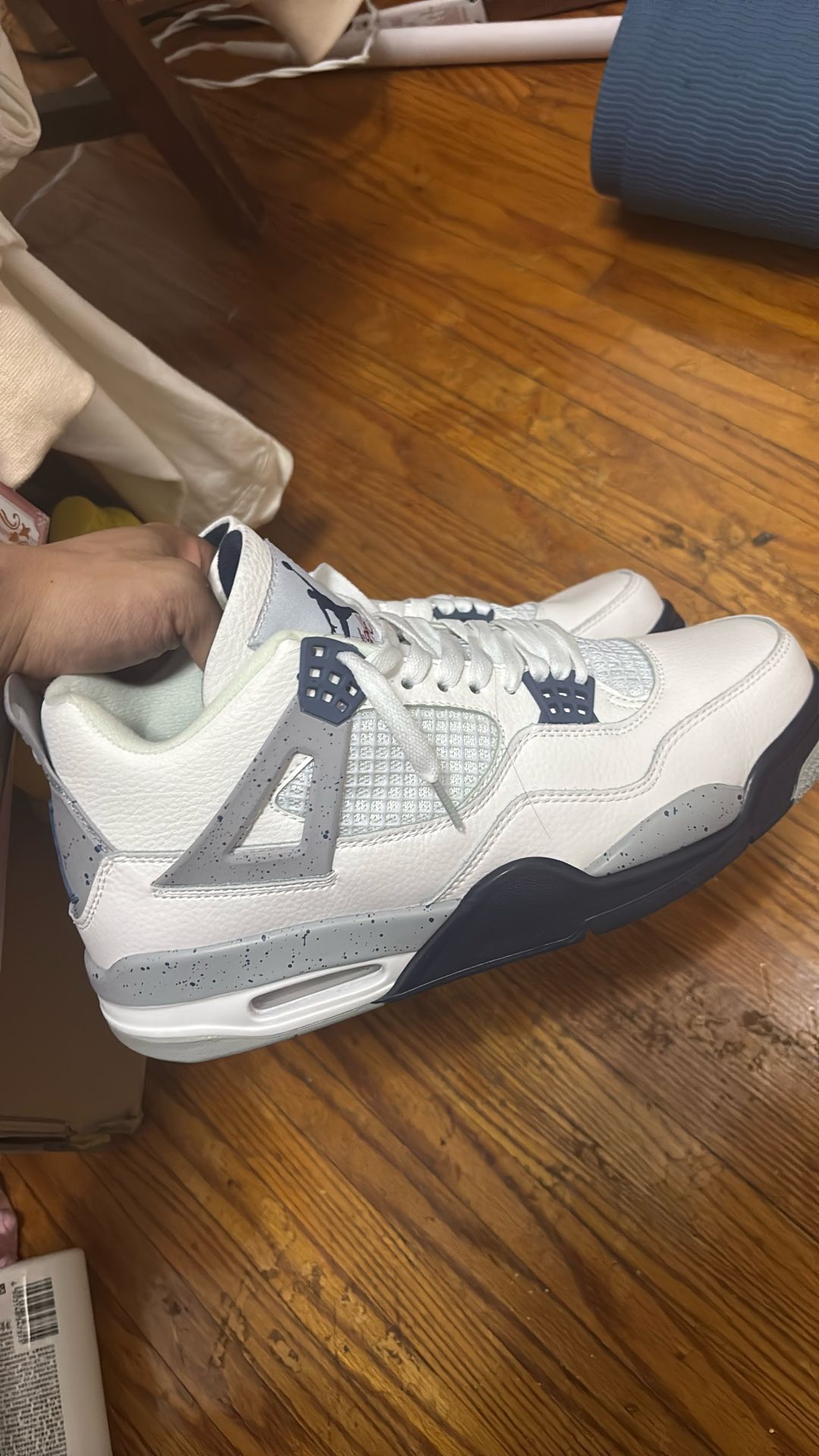 Jordan 4 Midnight