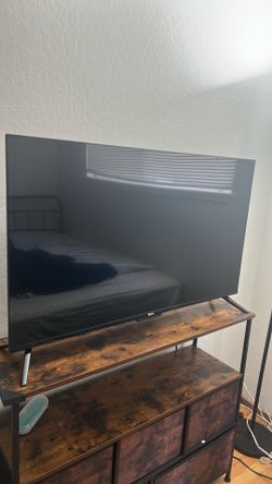 Roku 43inch 4k HDR TV