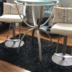Bar Stools & Table 