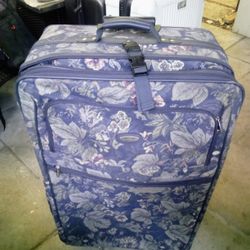 XL Rolling Suitcase 