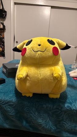 For sale big,Pokémon like new,$100 obo En venta Pokémon como nuevo $100 o mejor oferta
