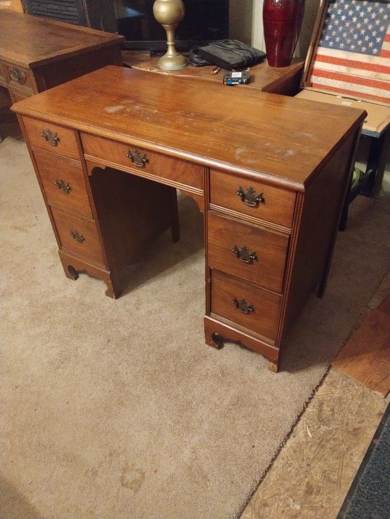 Solid Wood Brown 7 Drawer Desk 