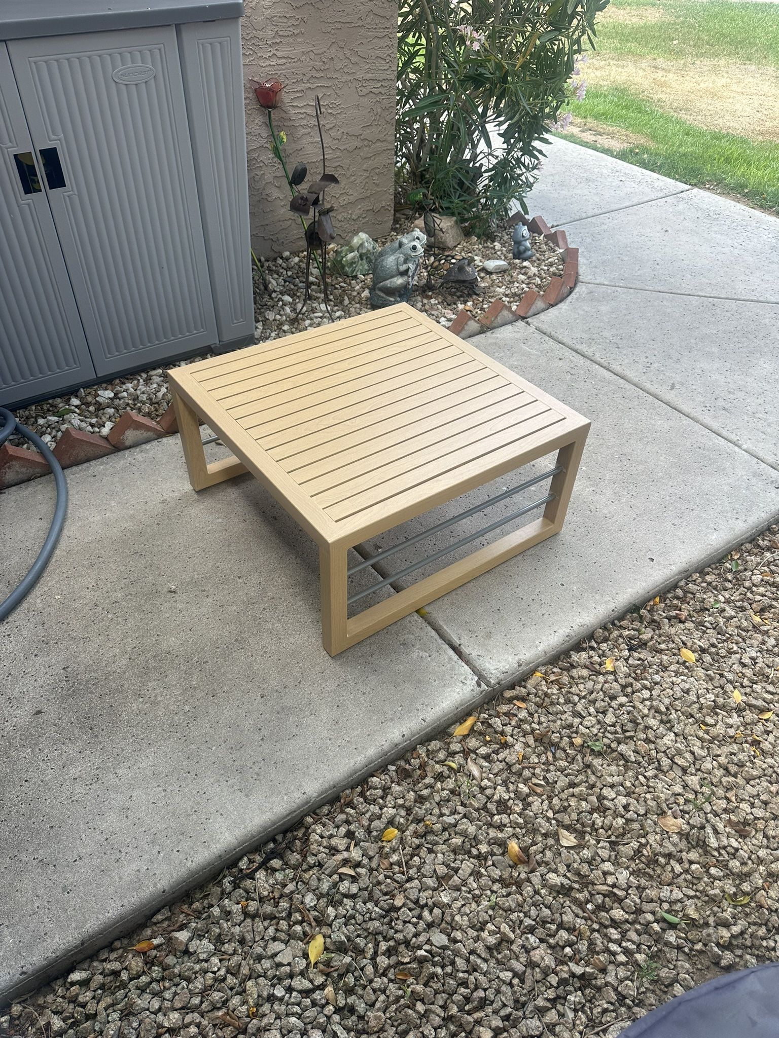 Modern Outdoor Coffee Table / Ottoman with Cushion – Like New