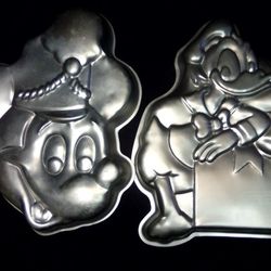 1970 Mickey And Donald Cake Pans
