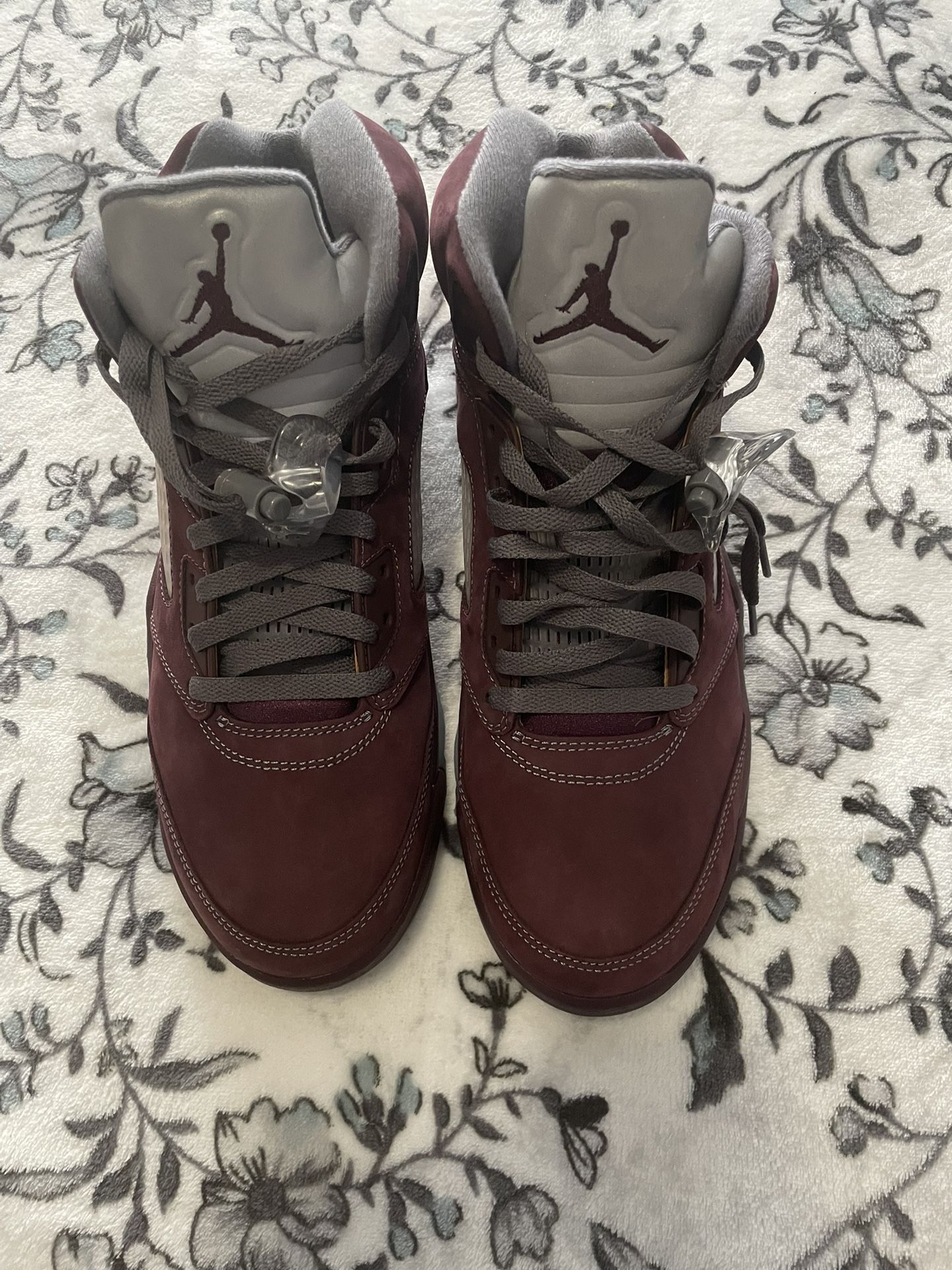 Jordan 5 Burgundy
