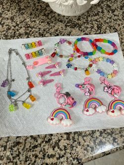 Fantasy girls jewelry lot
