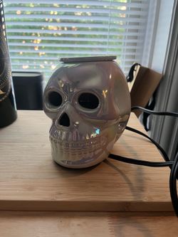 Skull Wax Warmer