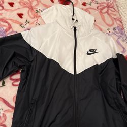 Nike Windbreaker XL /L