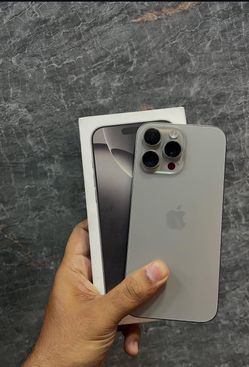 𝚒𝙿𝚑𝚘𝚗𝚎 16 Pro Max 𝚞𝚗𝚕𝚘𝚌𝚔𝚎𝚍 𝚠𝚒𝚝𝚑 𝚠𝚊𝚛𝚛𝚊𝚗𝚝𝚢