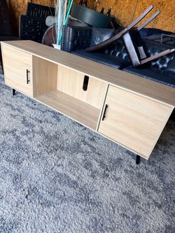 TV stand (W70"D15"H24")