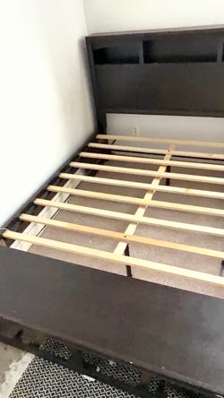 Queen Size Storage Bed Frame with Drawers – $250 OBO (FREE Mattress Included!)