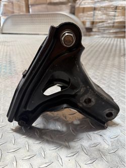 96-00 B-series T Bracket EM1 B16