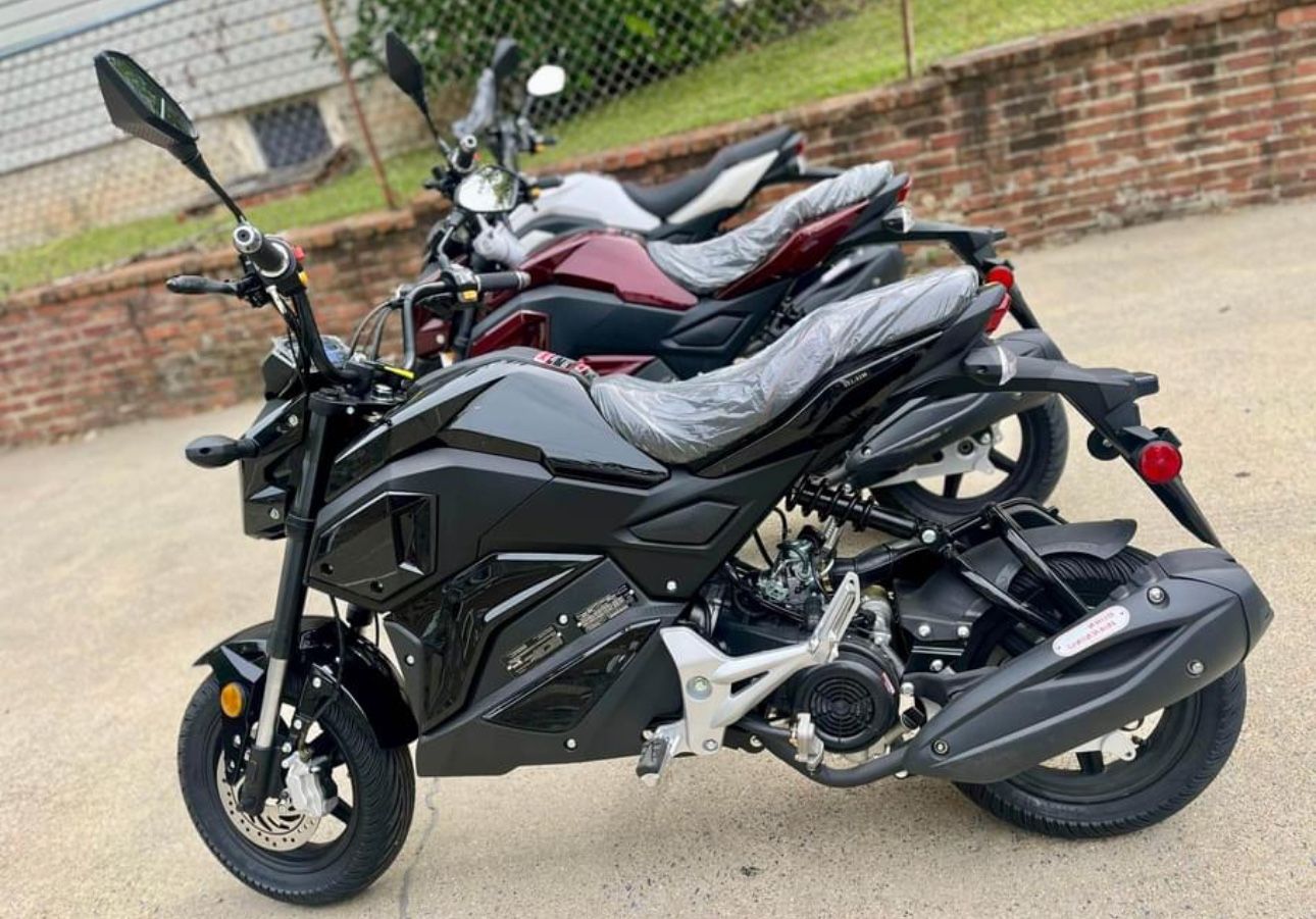 2023 Moped Moped