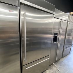 KitchenAid Bottom Freezer Built In 36” Fridge With LED Lighting 