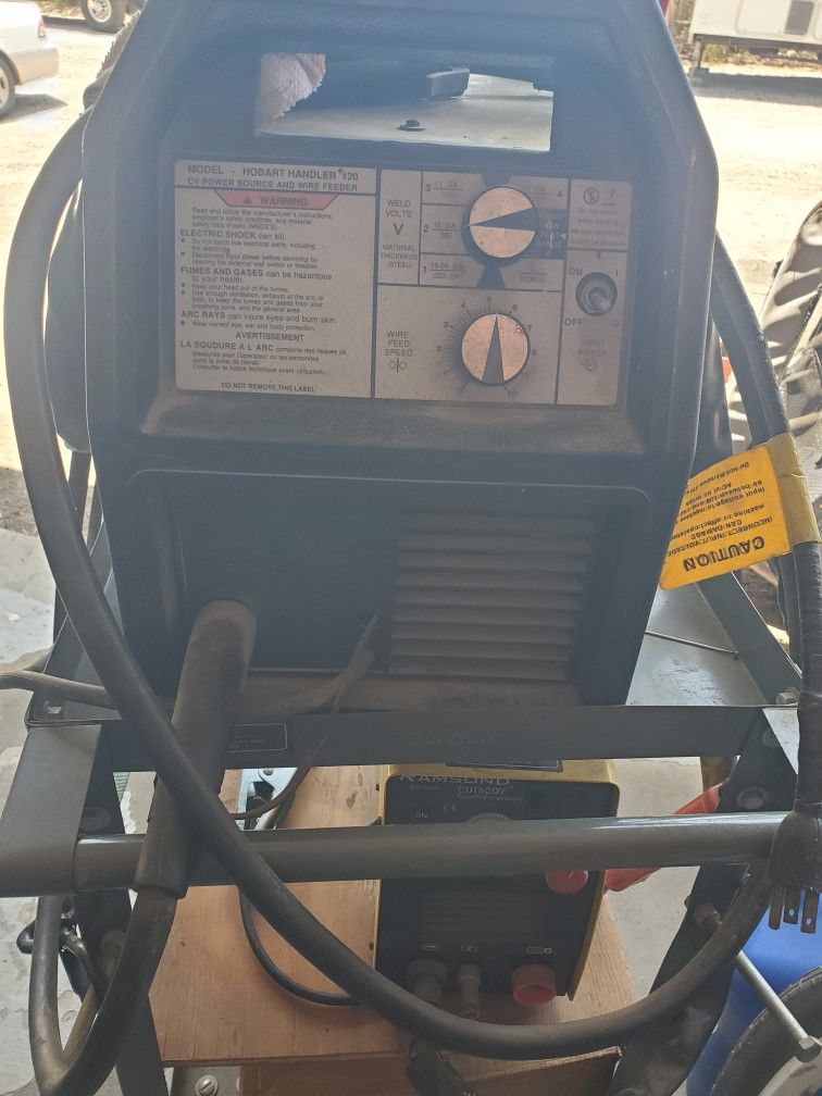 Welder Hobart Handler 120