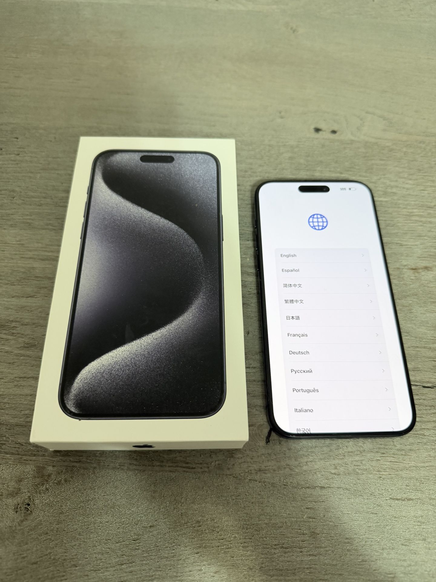 IPHONE 15 Pro MAX! IN BOX! FLAWLESS CONDITION!