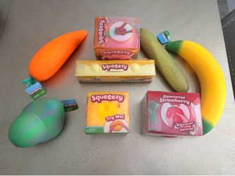 VIRAL Squeeezy 8 pc Squishy BUNDLE
