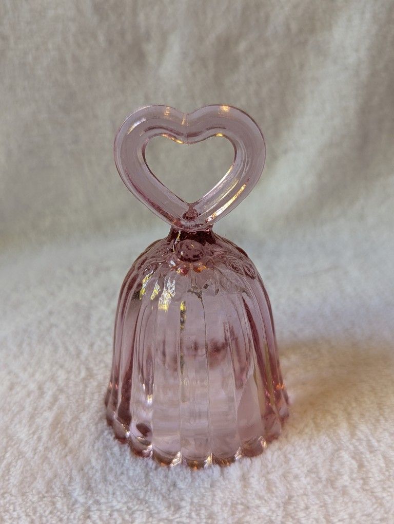 Vintage Fenton Dusty Rose Collection Pink Heart Glass Bell 3 1/2 Inches