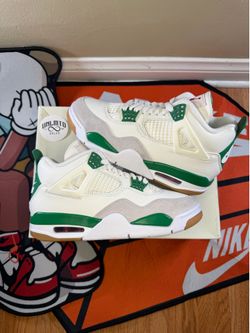 Jordan 4 Retro SB