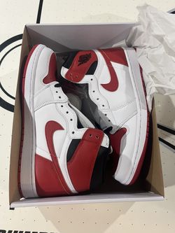 Jordan 1 size 11 1/2. Brand new.
