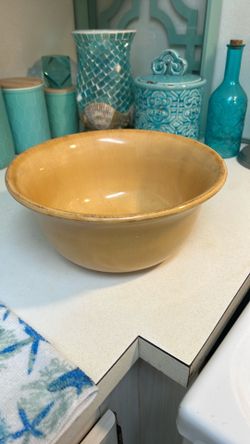 Pier 1 Toscana Gold Large Serving Bowl