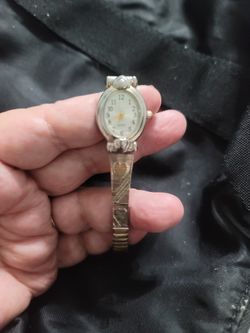 Vintage ladies gold and silver watch with hearts 