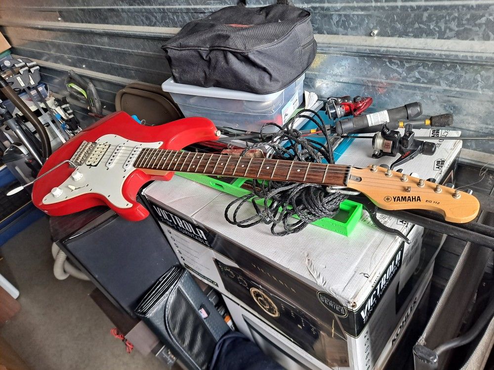 Yamaha Eg112 Electric Guitar for Sale in Vancouver, WA - OfferUp