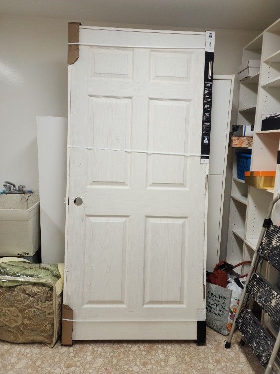 Brand New Door( See Pic. For Details)