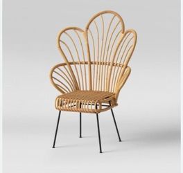 Natural rattan chair fits all decor or got events