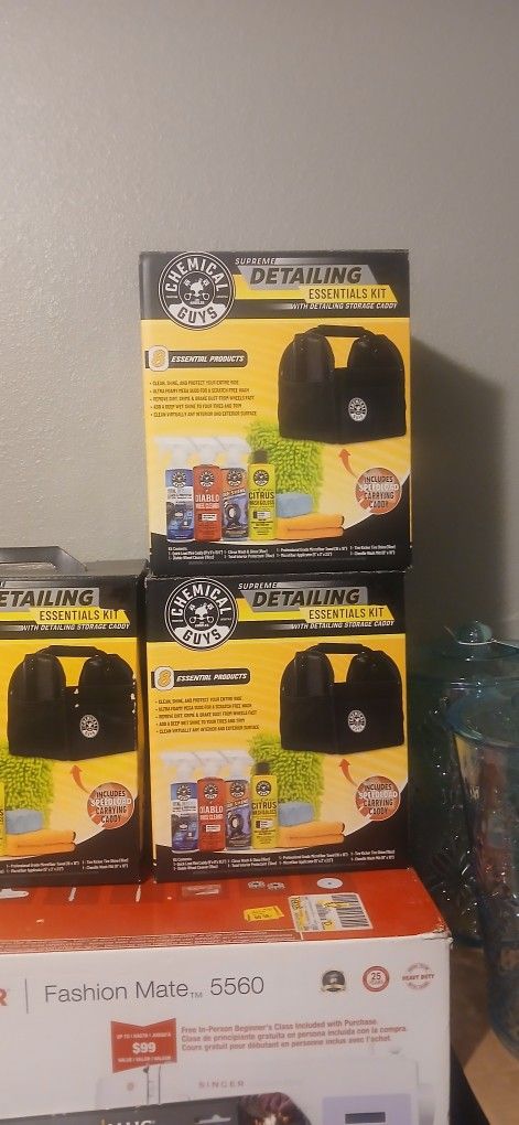 "CHEMICAL GUYS" of LOS ANGELES SUPREME DETAILING ESSENTIALS KIT 