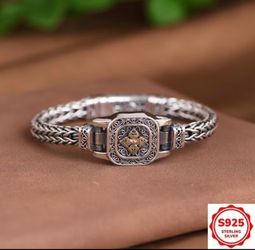 New! Mens Sterling Silver marked 925 Unique Design Bracelet