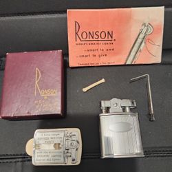 Vintage Ronson 1950's Era "Princess" Womans Lighter
