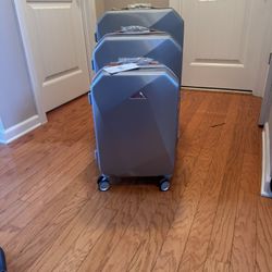 3pc Luggage Set - BRAND NEW